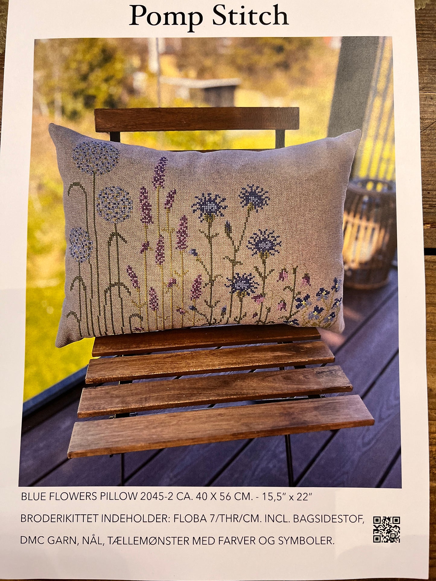 Broderi kit pude Blue folwers