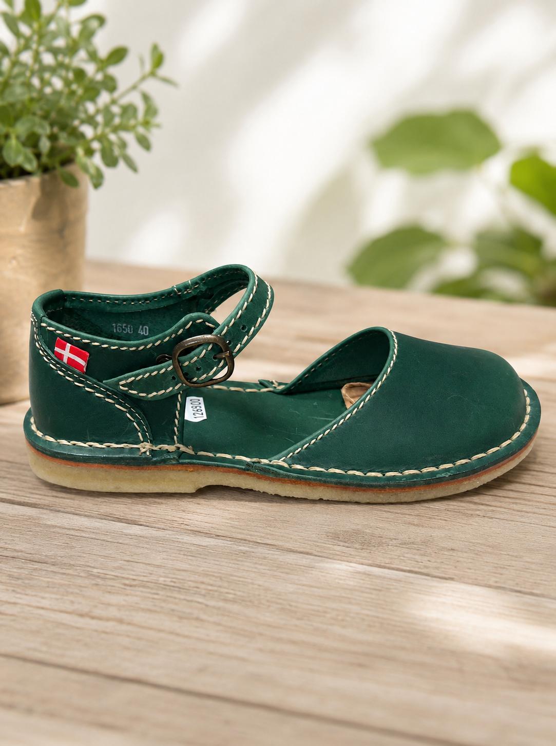 Mols Dansk Happy duck Feet.