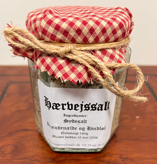 Hærvejssalt med brændenælde og hvidløg