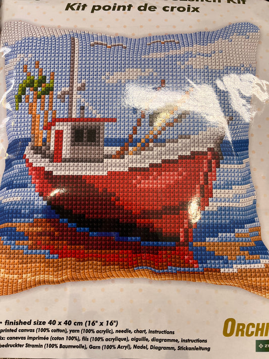 Broderi båd pude.